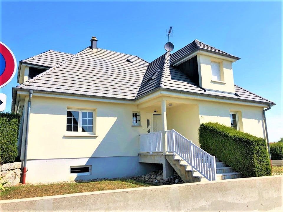 Maison de 9 pièces sur 210 m² en location